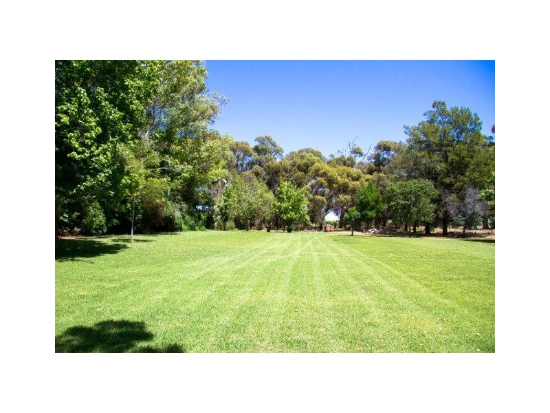 195A Mansell Road, Hanwood NSW 2680