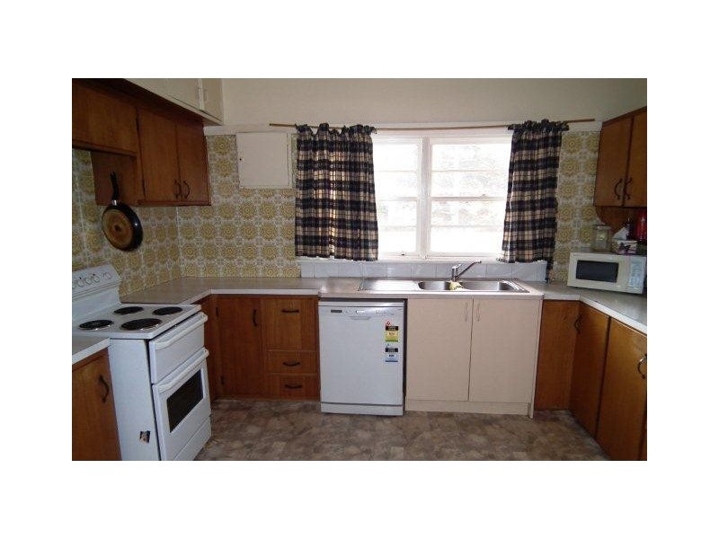 30 The Circle, Griffith NSW 2680