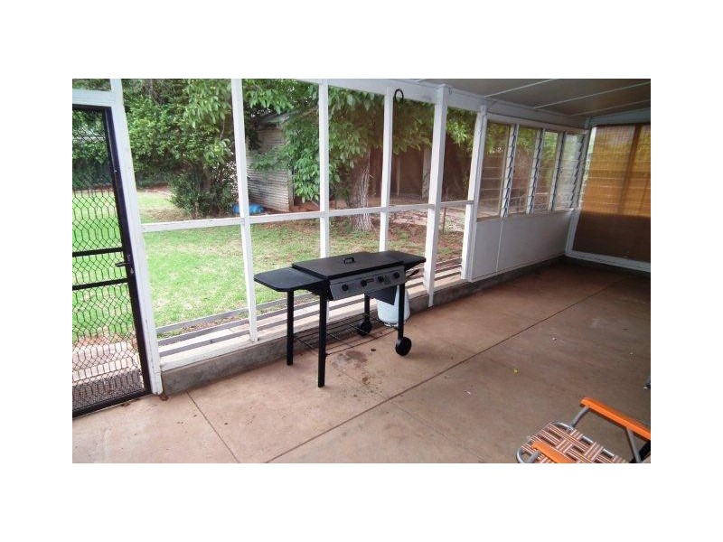 30 The Circle, Griffith NSW 2680