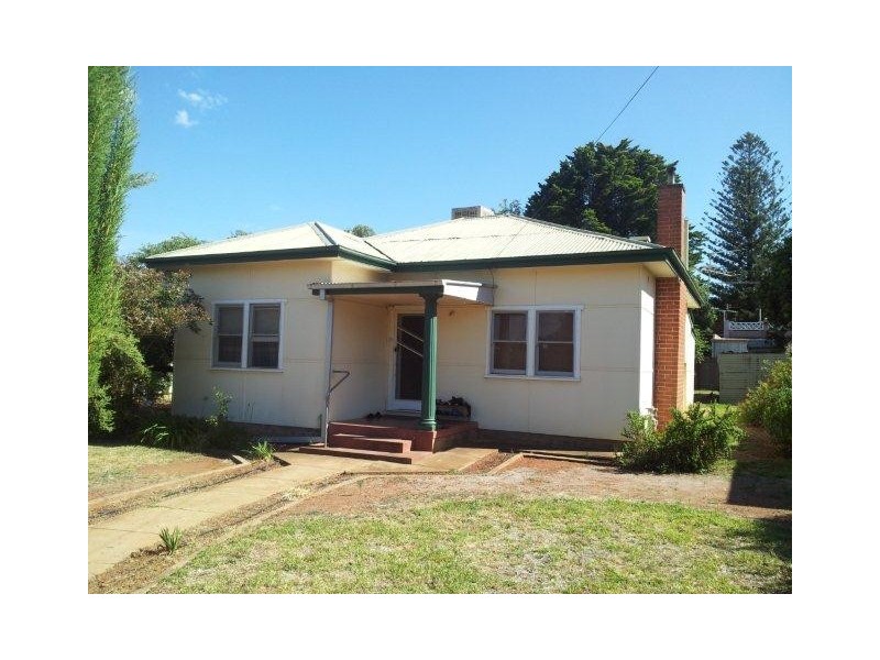 13 Baringa Street, Griffith NSW 2680