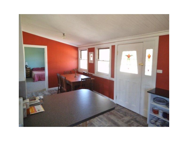 “Longwood” Mena Road, Rankins Springs NSW 2669