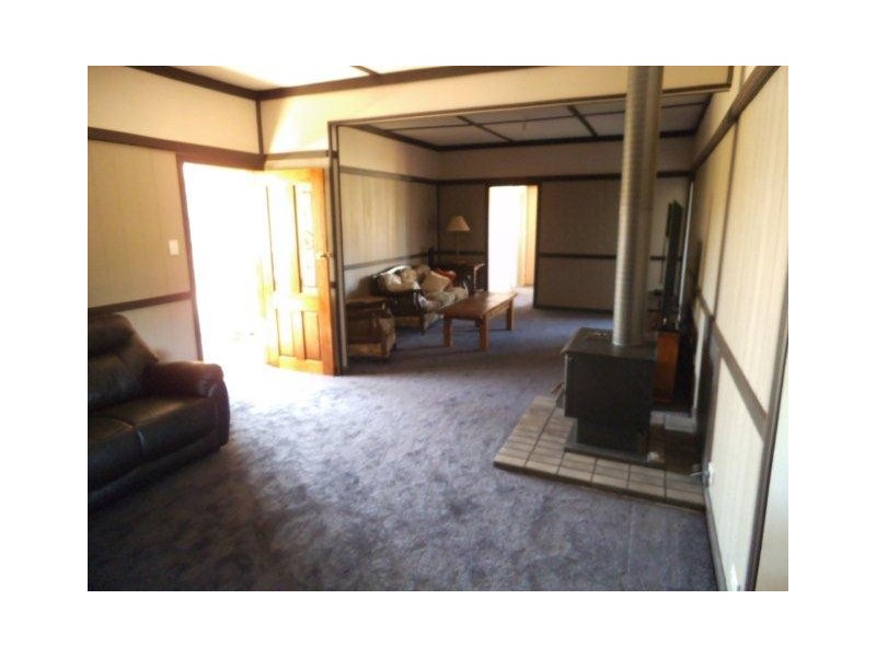 “Longwood” Mena Road, Rankins Springs NSW 2669
