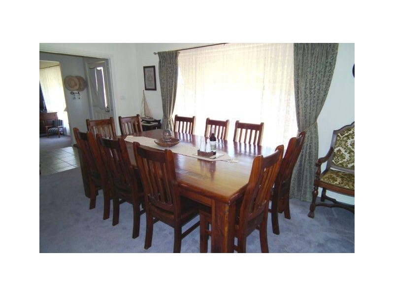 20 Chant Street, Darlington Point NSW 2706