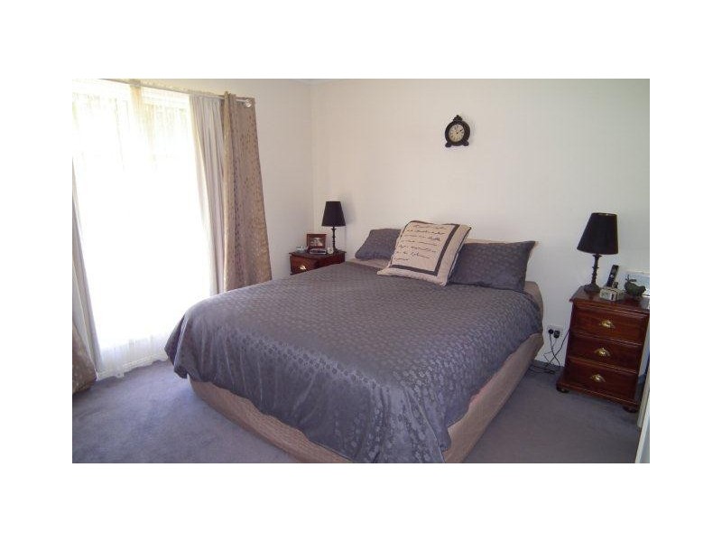 20 Chant Street, Darlington Point NSW 2706