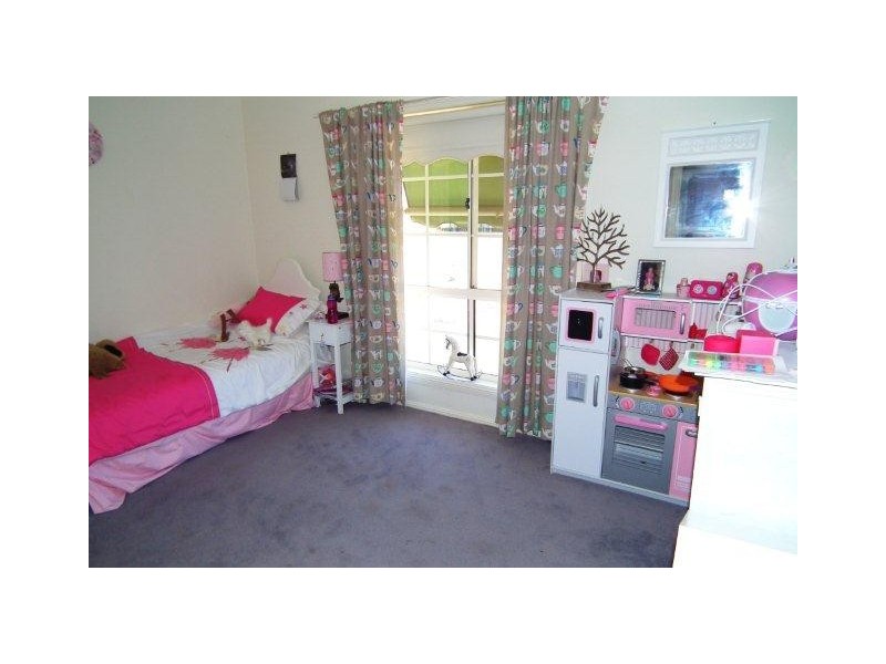 20 Chant Street, Darlington Point NSW 2706