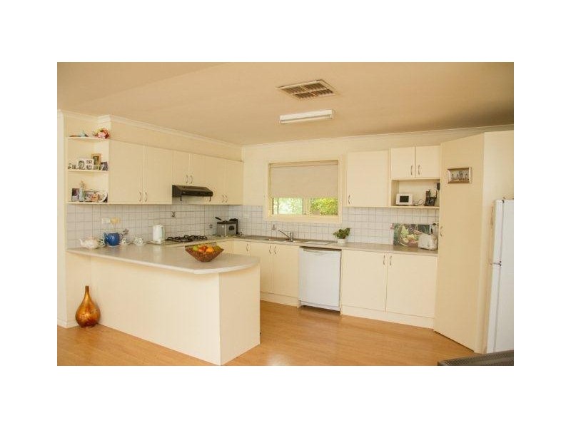 100 Yapunyah Street, Barellan NSW 2665