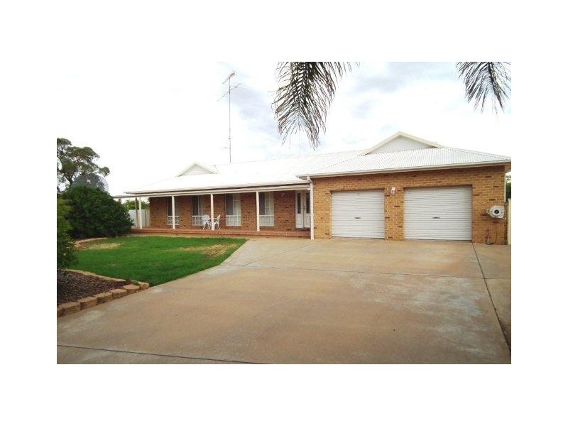 7 Halford Place, Griffith NSW 2680