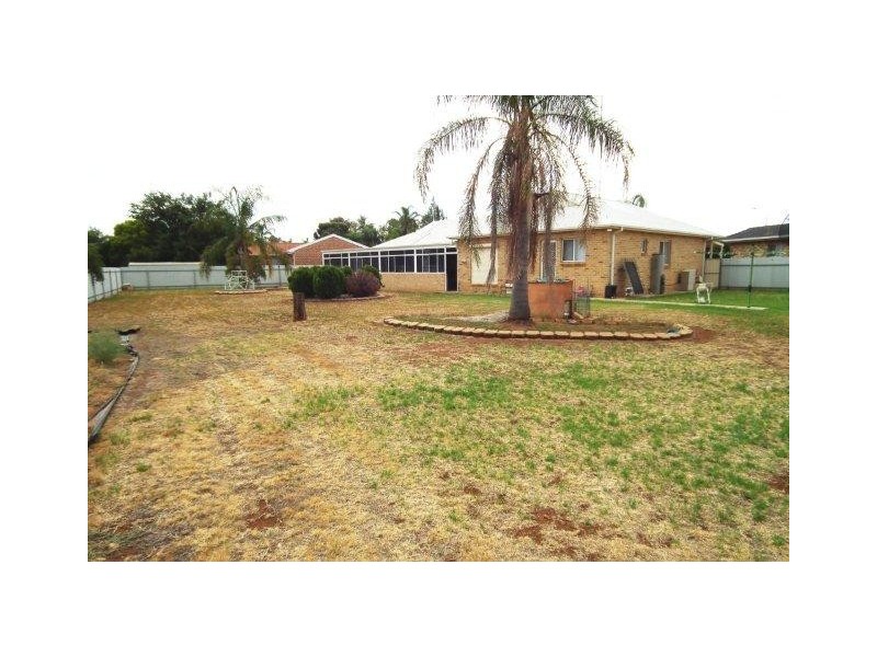 7 Halford Place, Griffith NSW 2680