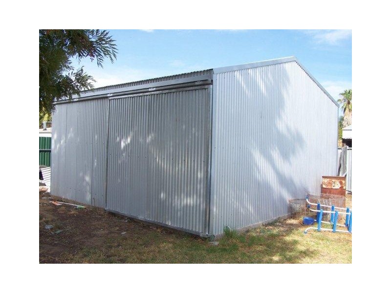 324 Murray Street, Hay NSW 2711