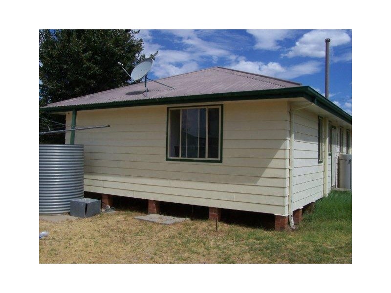 445 Macauley Street, Hay NSW 2711