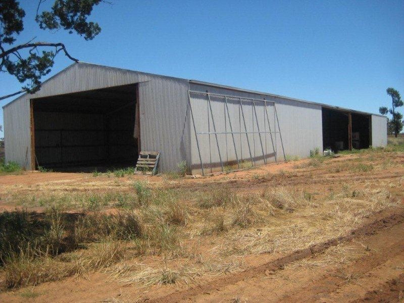 “Valroona” Wallanthery, Hillston NSW 2675