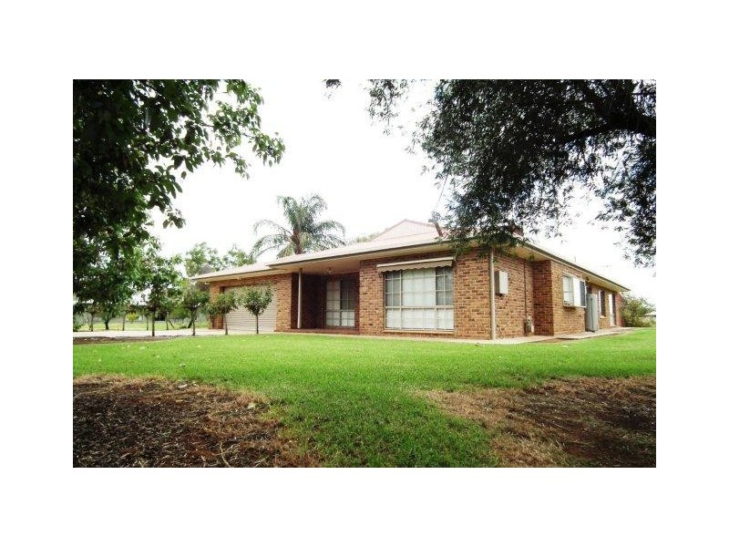 851 Holt Road, Griffith NSW 2680