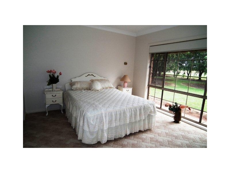 851 Holt Road, Griffith NSW 2680