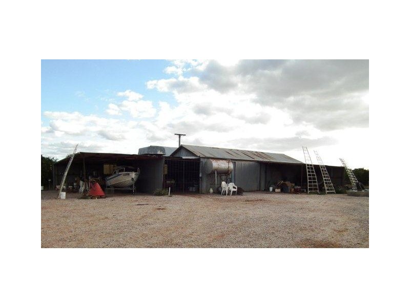 223 Morley Road, Yoogali NSW 2680