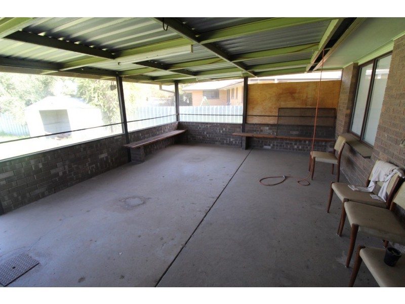 2 Sandpiper Street, Coleambally NSW 2707