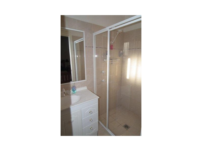 122 Clifton Boulevard, Griffith NSW 2680