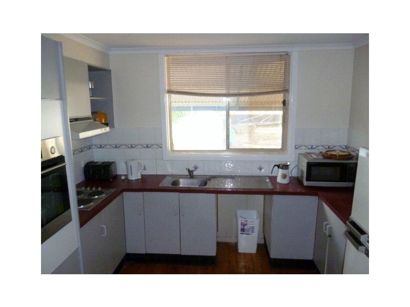 75 Molesworth Street, Hillston NSW 2675