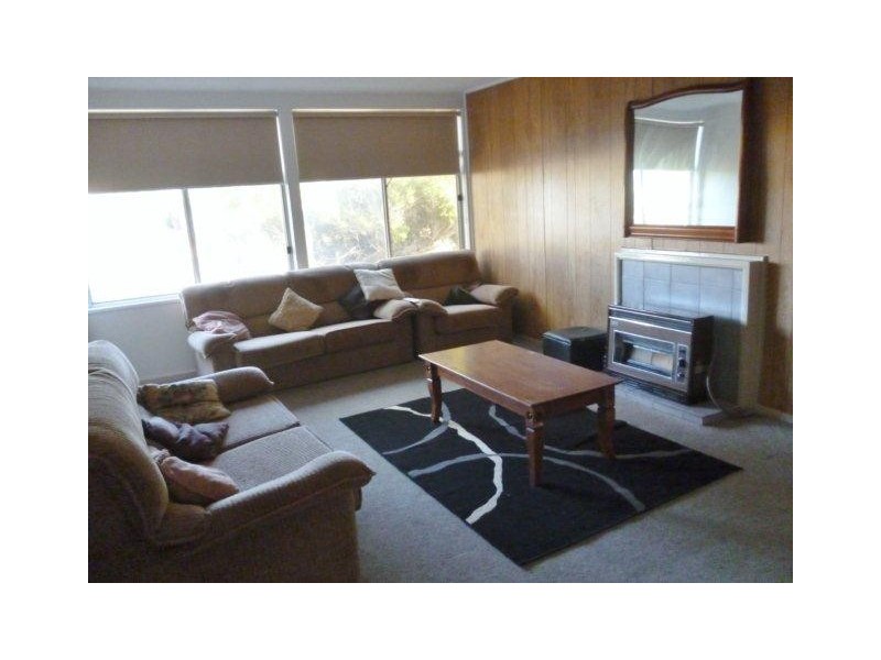 75 Molesworth Street, Hillston NSW 2675