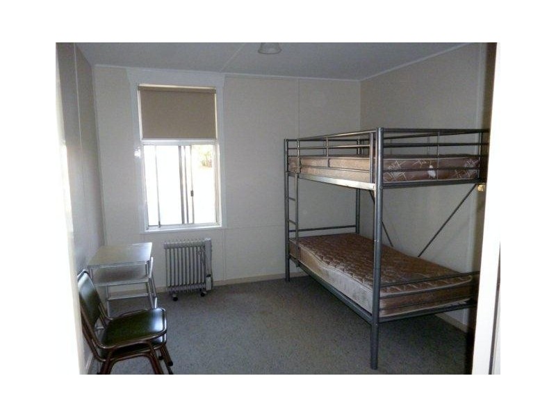 75 Molesworth Street, Hillston NSW 2675