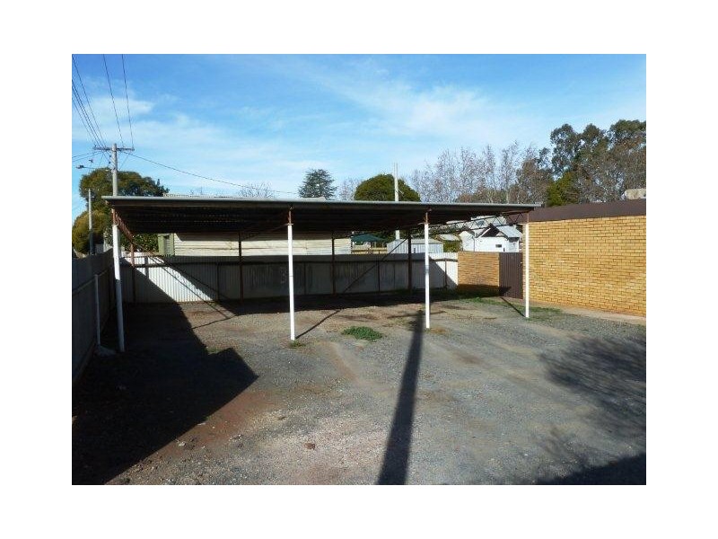 Units 1-4/45 Kookora Street, Griffith NSW 2680