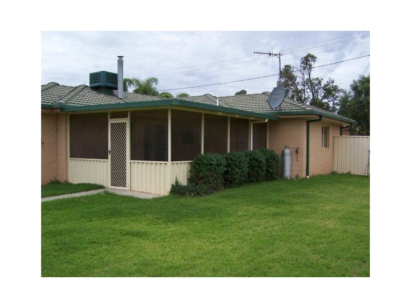 39 Kookaburra Avenue, Coleambally NSW 2707