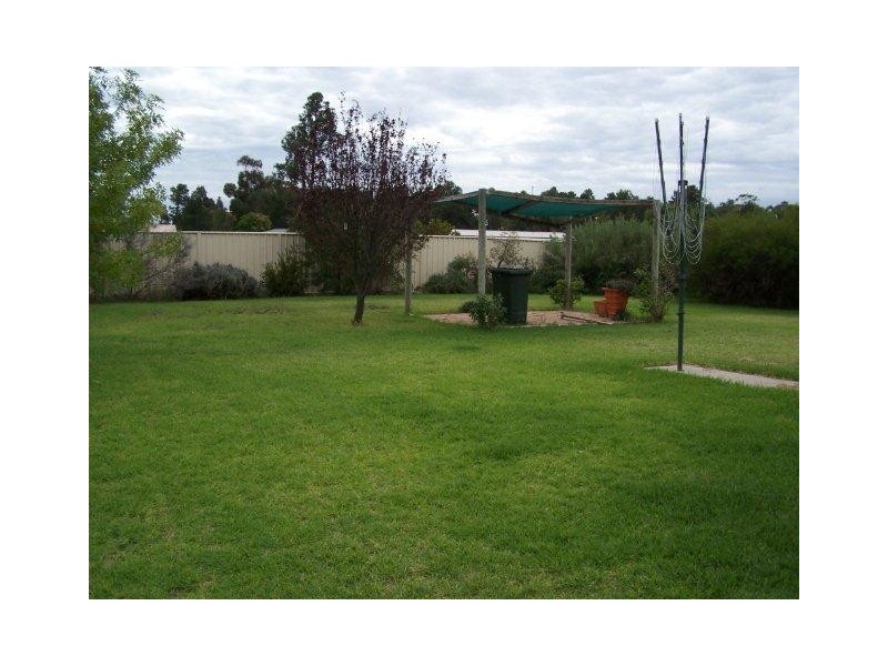 39 Kookaburra Avenue, Coleambally NSW 2707