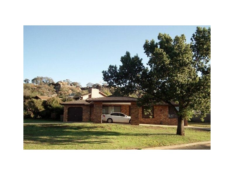 56 Doolan Crescent, Griffith NSW 2680