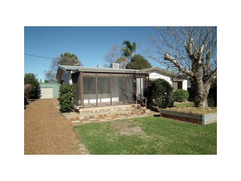 14 Henry Street, Yenda NSW 2681