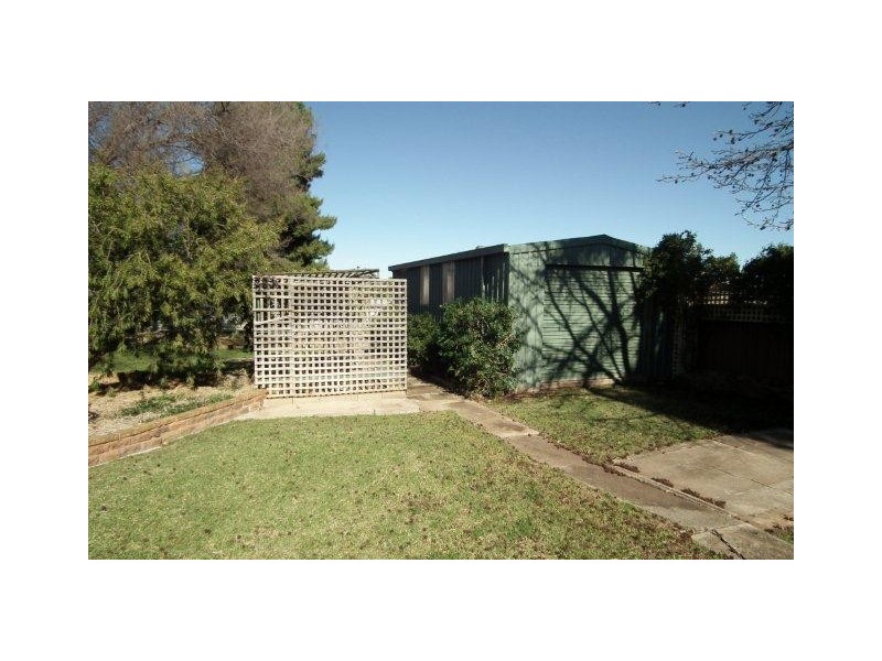 14 Henry Street, Yenda NSW 2681