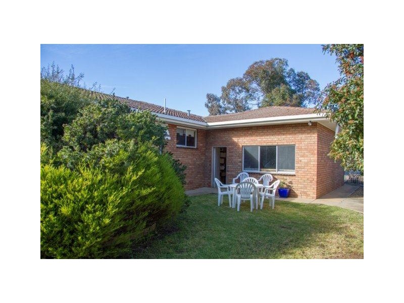 65 School Street, Hanwood NSW 2680