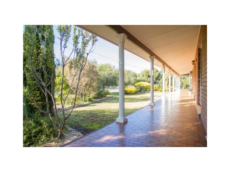 65 School Street, Hanwood NSW 2680