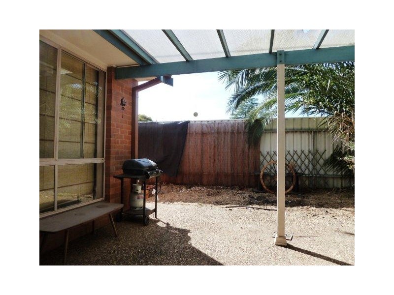 Unit 6/263 Wakaden Street, Griffith NSW 2680