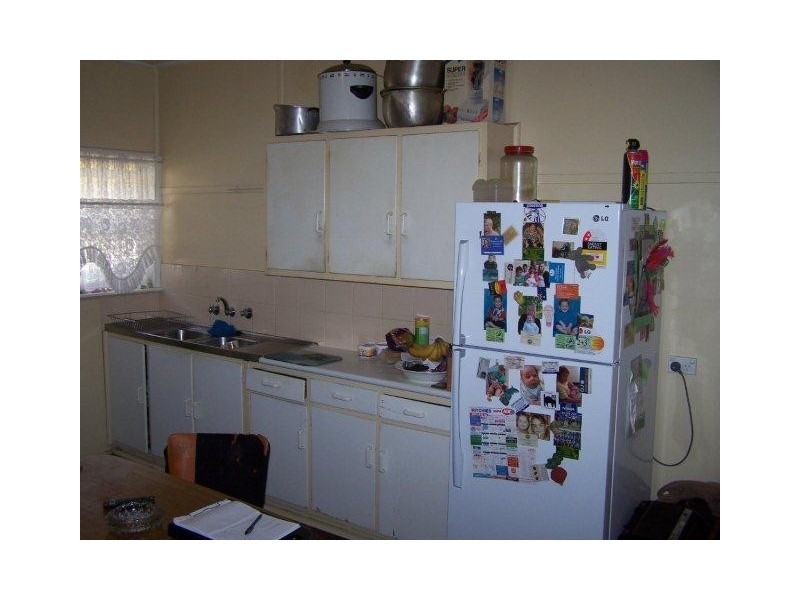 389-391 Macgregor Street, Hay NSW 2711