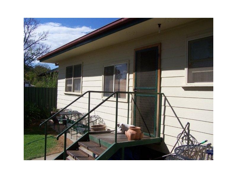 389-391 Macgregor Street, Hay NSW 2711