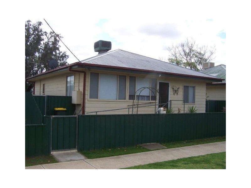 391 Macgregor Street, Hay NSW 2711