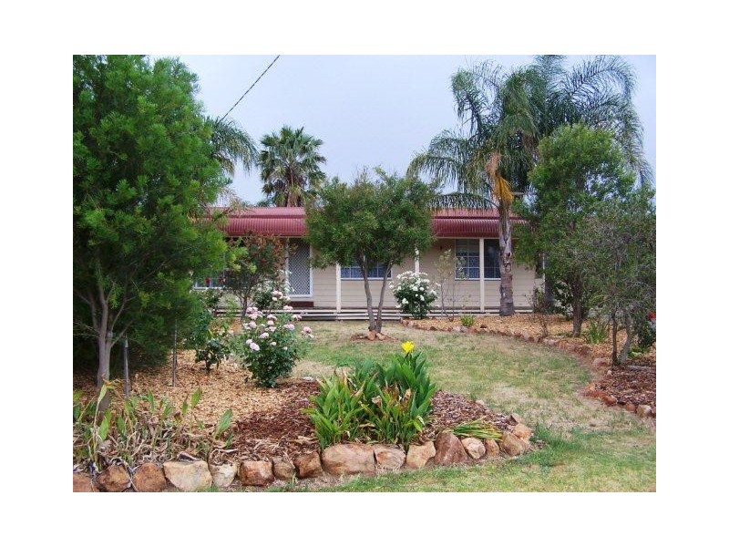 31 Currawong Crescent, Coleambally NSW 2707