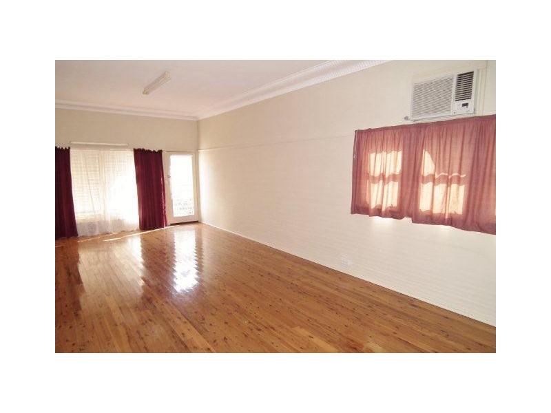 114 Yapunyah Street, Barellan NSW 2665