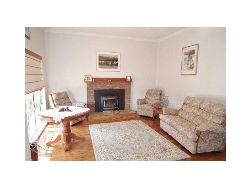 25 Park Street, Yenda NSW 2681