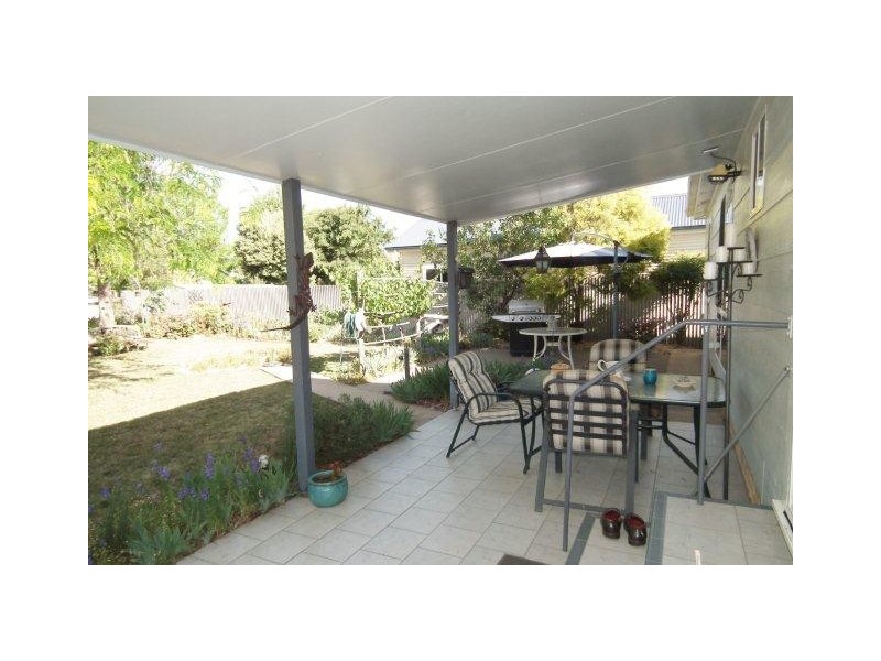 25 Park Street, Yenda NSW 2681