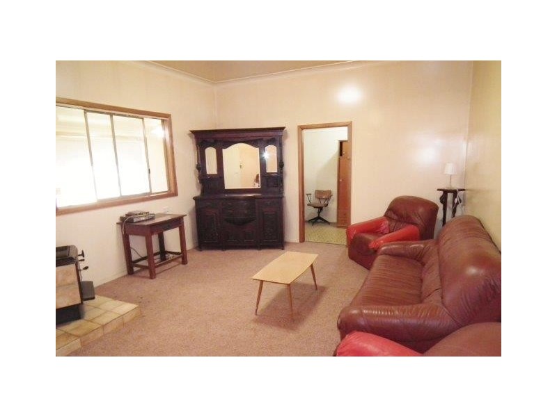 34 Binya Street, Griffith NSW 2680