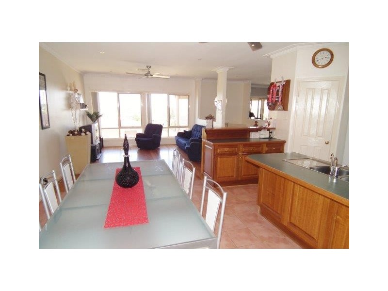 25A Holmes Crescent, Griffith NSW 2680