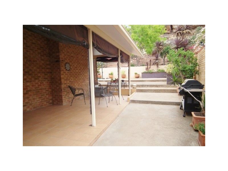 25A Holmes Crescent, Griffith NSW 2680