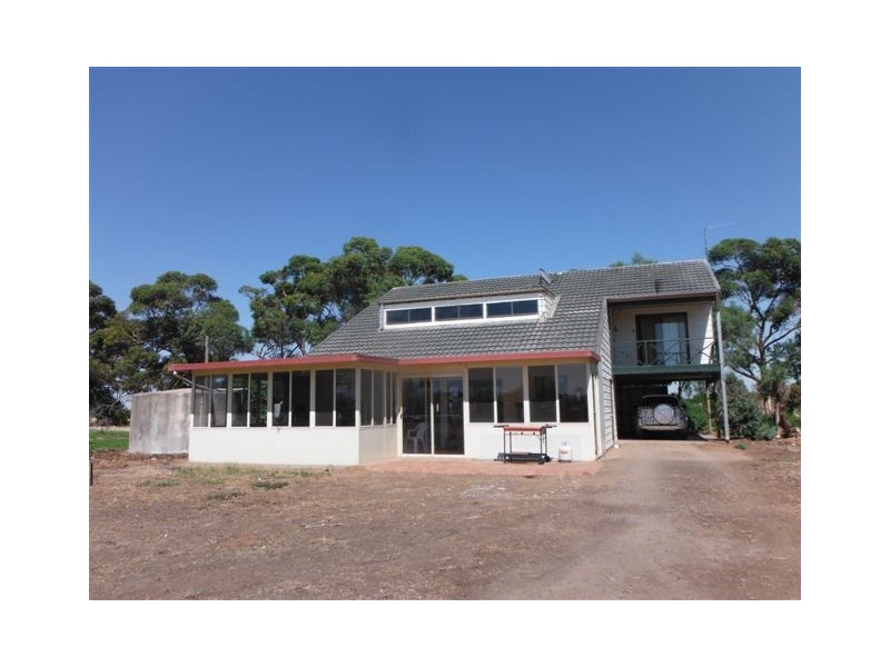 . Farm 565 and 567, Coleambally NSW 2707