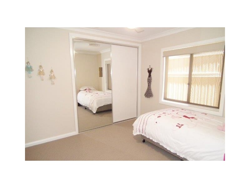 183 Clifton Boulevard, Griffith NSW 2680