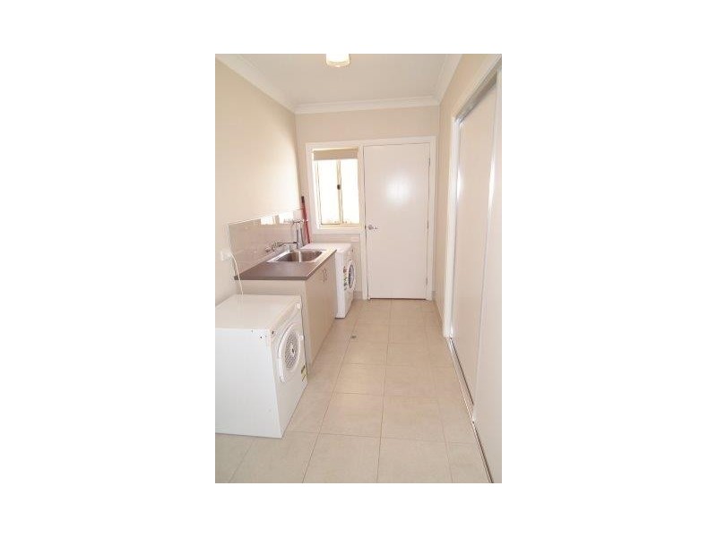 183 Clifton Boulevard, Griffith NSW 2680