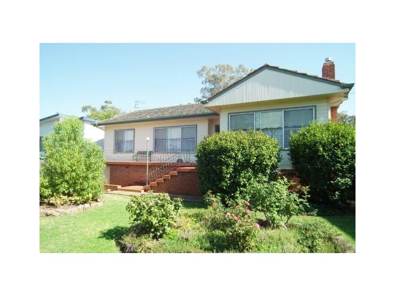 25 Wood Road, Griffith NSW 2680