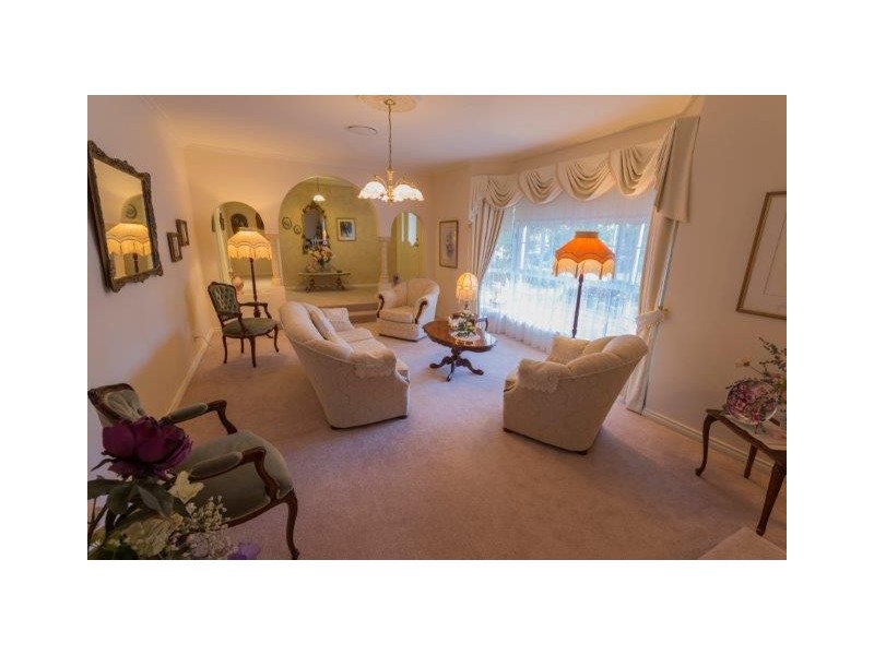 5 Maegraith Place, Lake Wyangan NSW 2680