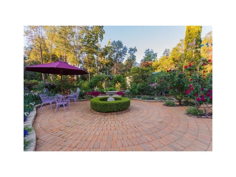 5 Maegraith Place, Lake Wyangan NSW 2680