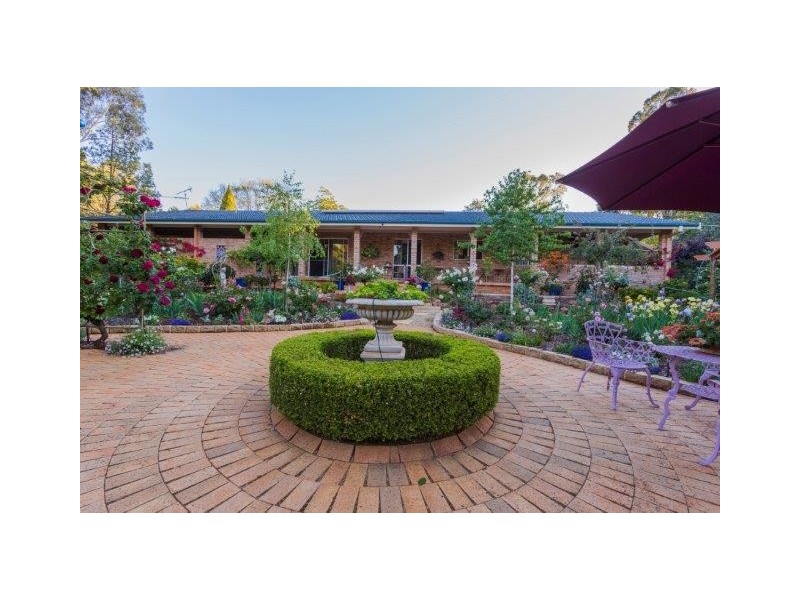 5 Maegraith Place, Lake Wyangan NSW 2680