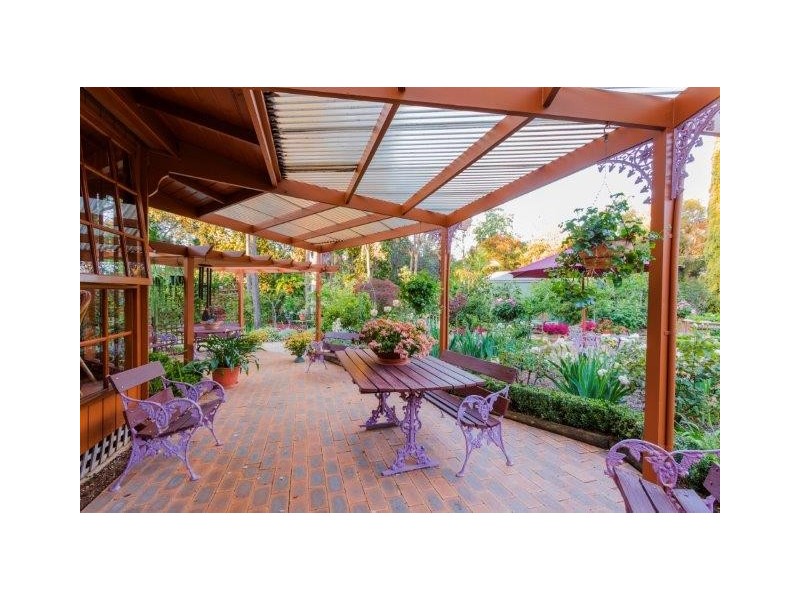 5 Maegraith Place, Lake Wyangan NSW 2680